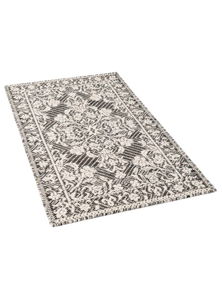 Detail image of 2' 4 x 3' 10  Hand Woven Lattice Wool Rug