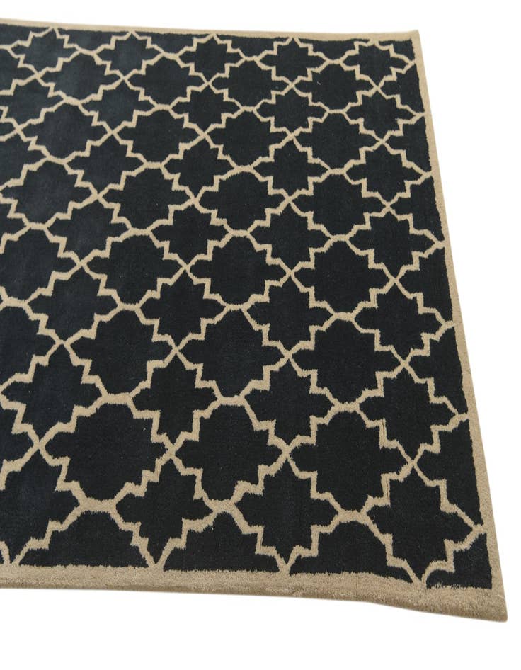 Detail image of 5' 1 x 7' 10 Luna Wool Rug