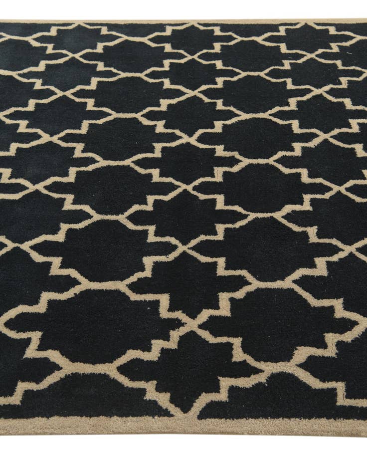 Detail image of 5' 1 x 7' 10 Luna Wool Rug