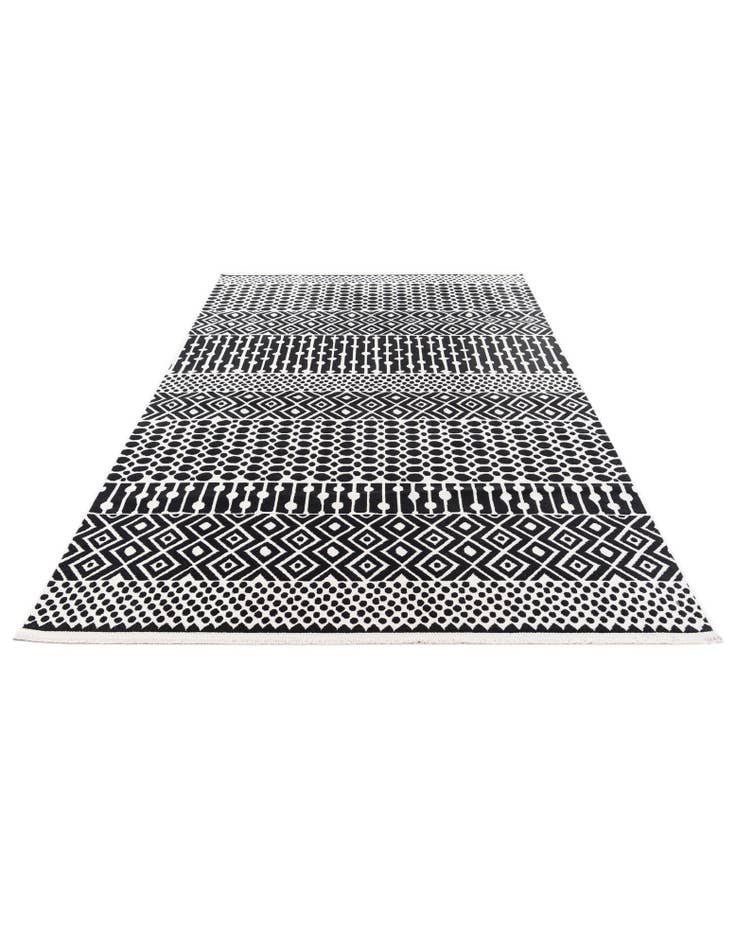 Detail image of 5' x 7' 7 Milano Rug