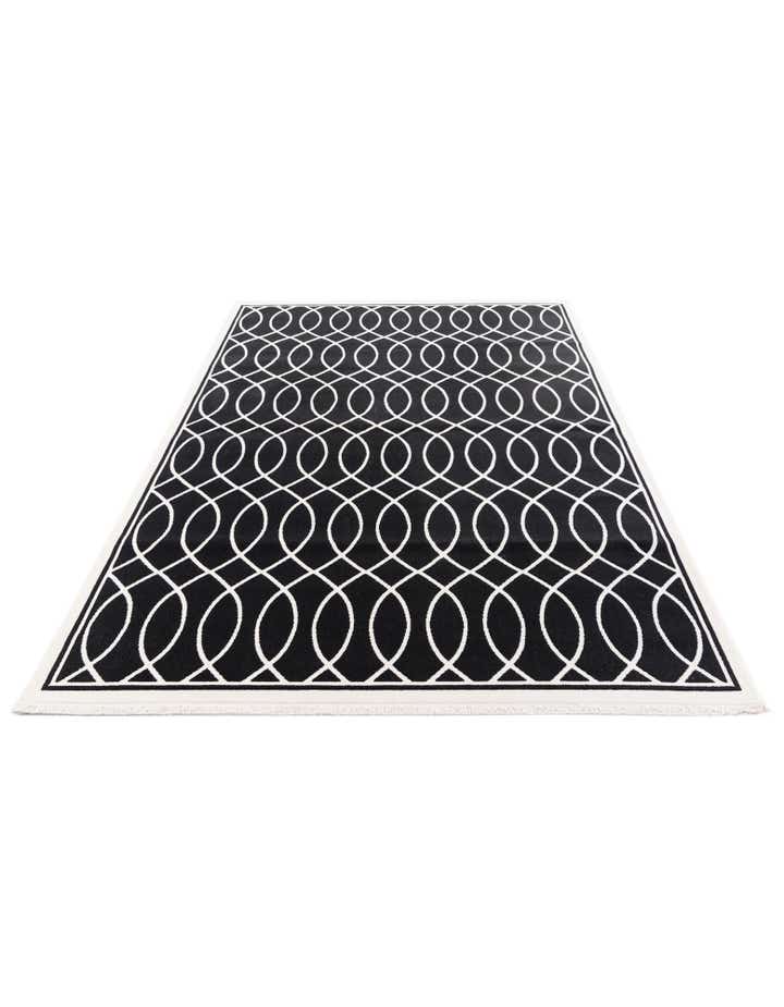 5' x 7' 7 Milano Rug