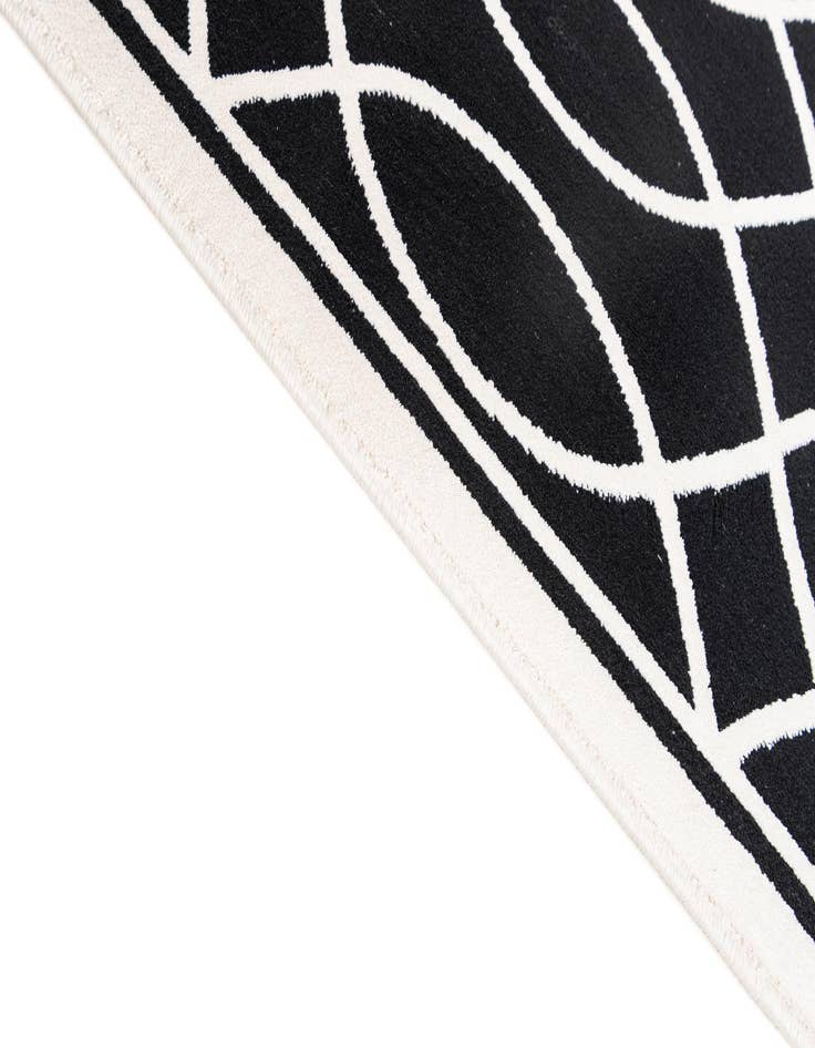 Detail image of 5' x 7' 7 Milano Rug