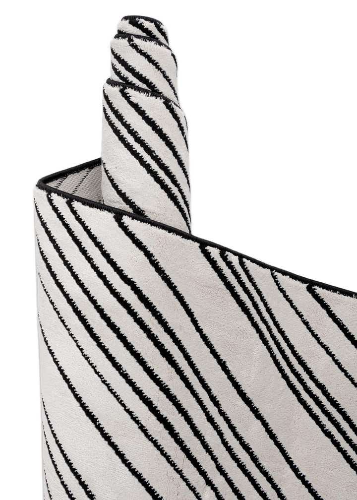 5' 3 x 8' Milano Rug