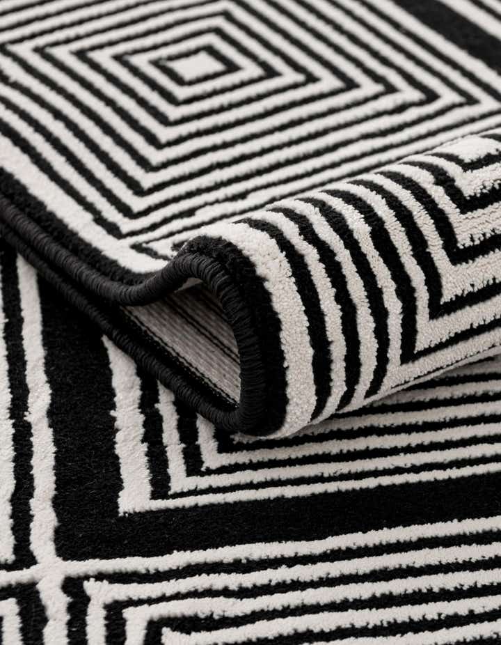 5' 3 x 8' Milano Rug