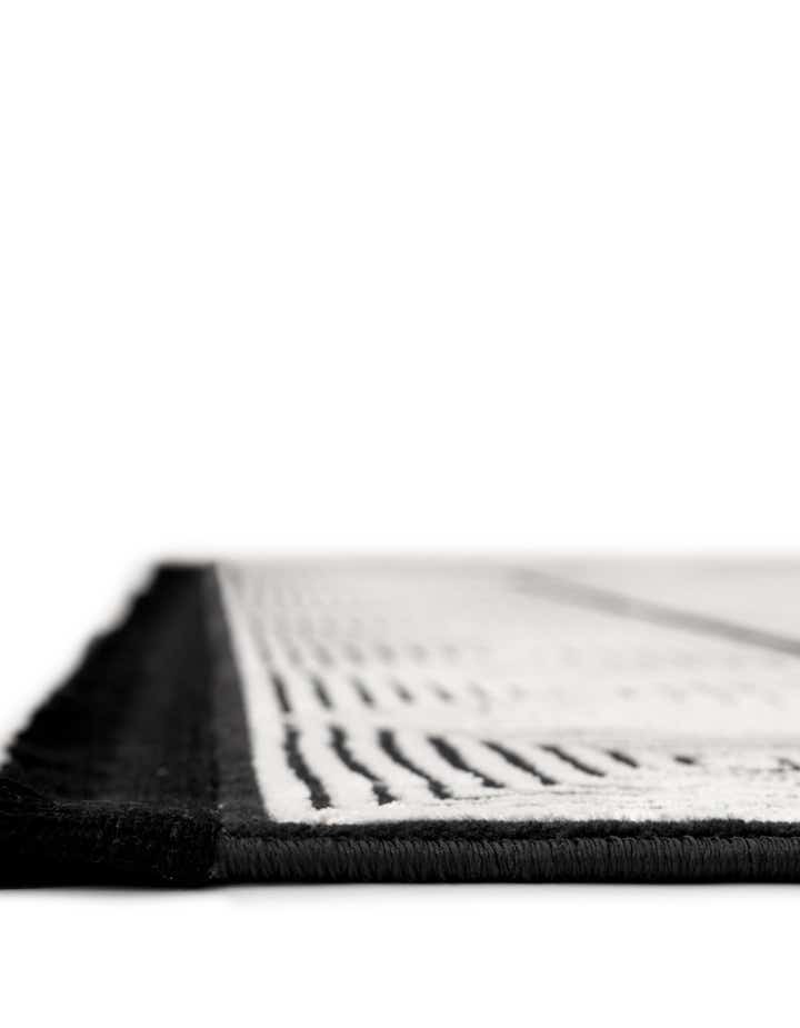 5' 3 x 8' Milano Rug