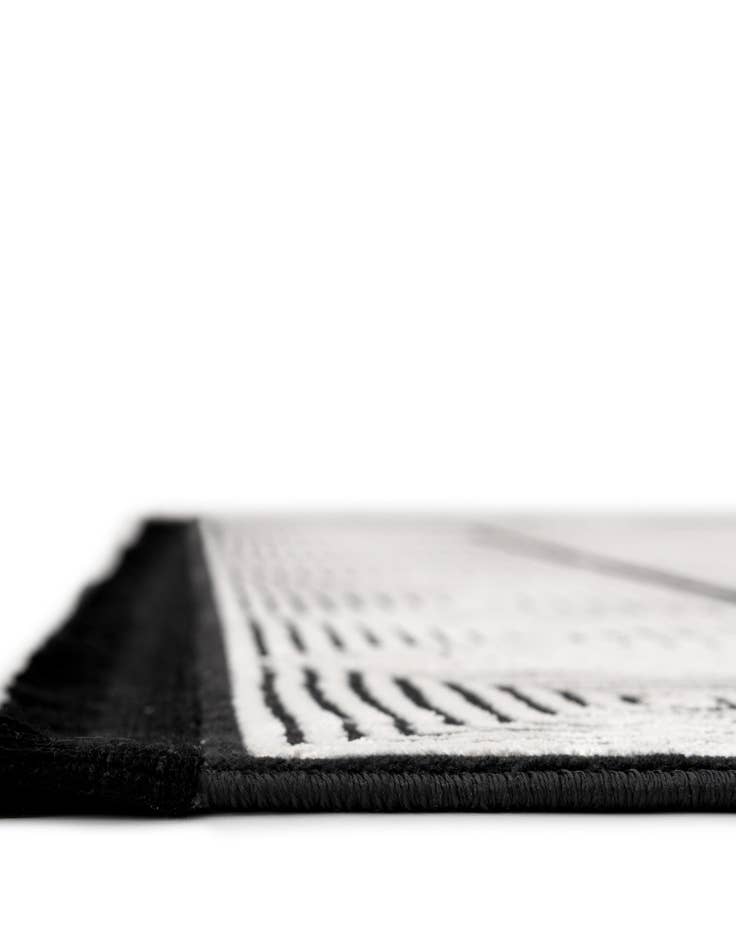 Detail image of 9' x 12' Milano Rug