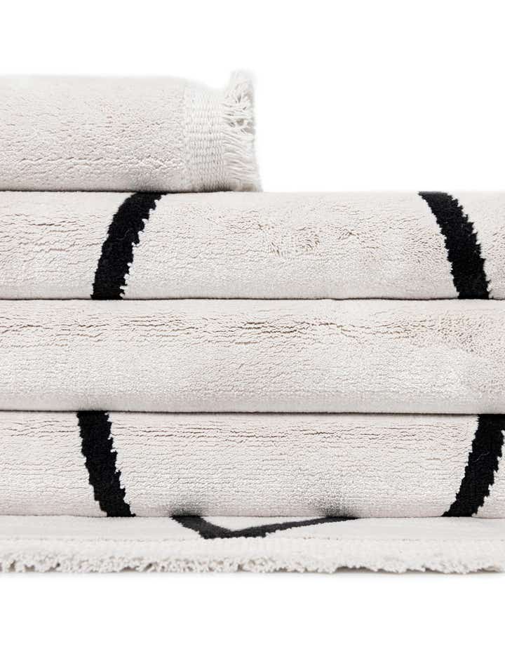 6' 1 x 9' Milano Rug