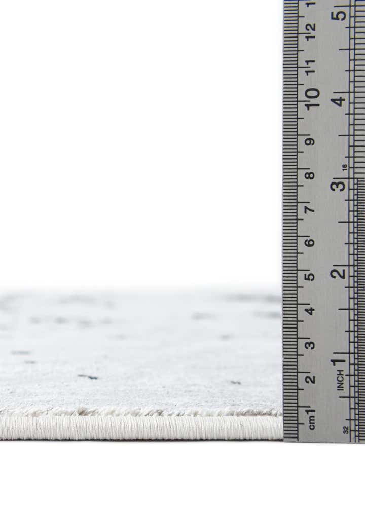 5' 3 x 8' Milano Rug