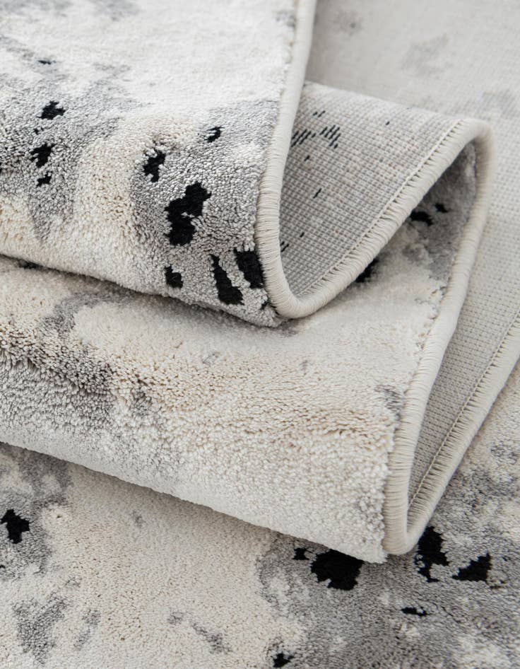 Detail image of 10' x 14' Milano Rug