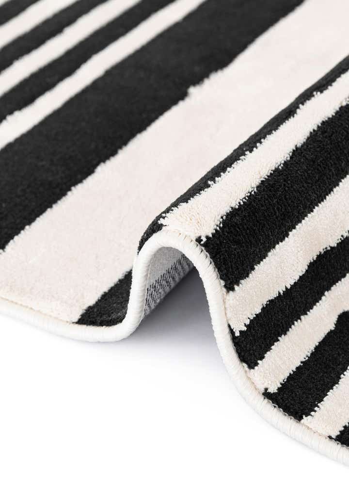 6' 4 x 9' Milano Rug
