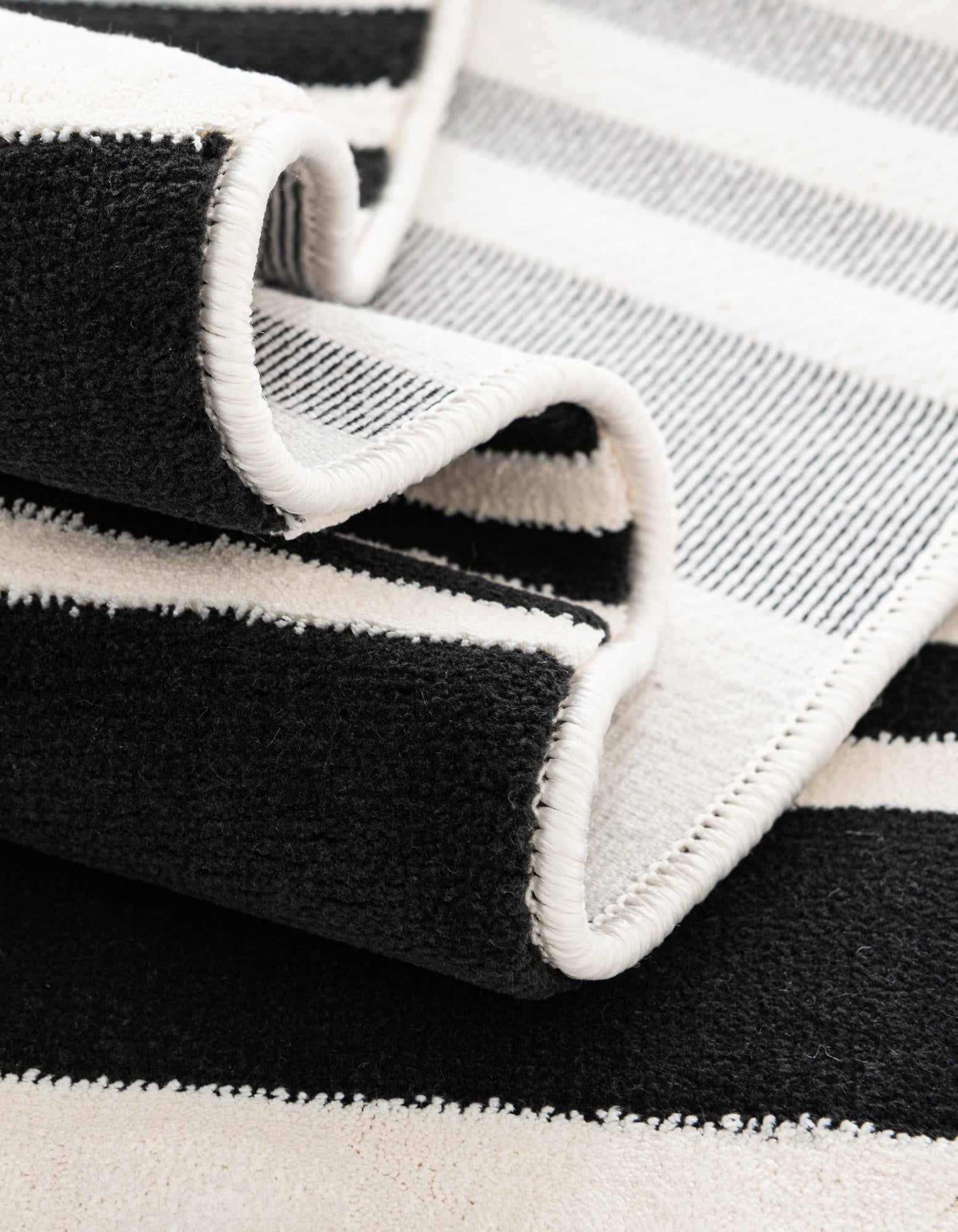 4' 5 x 6' Milano Rug