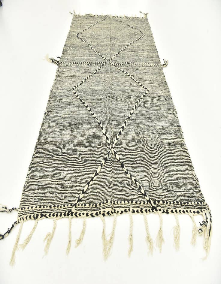 Detail image of 4' 11 x 8' 4  Hand Knotted Moroccan Wool Rug