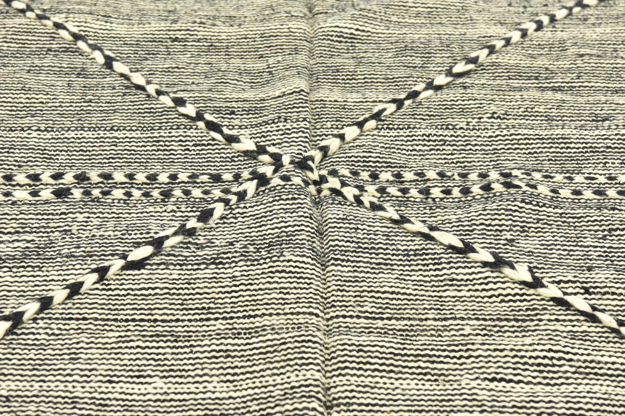 4' 11 x 8' 4 Hand Knotted Moroccan Wool Rug