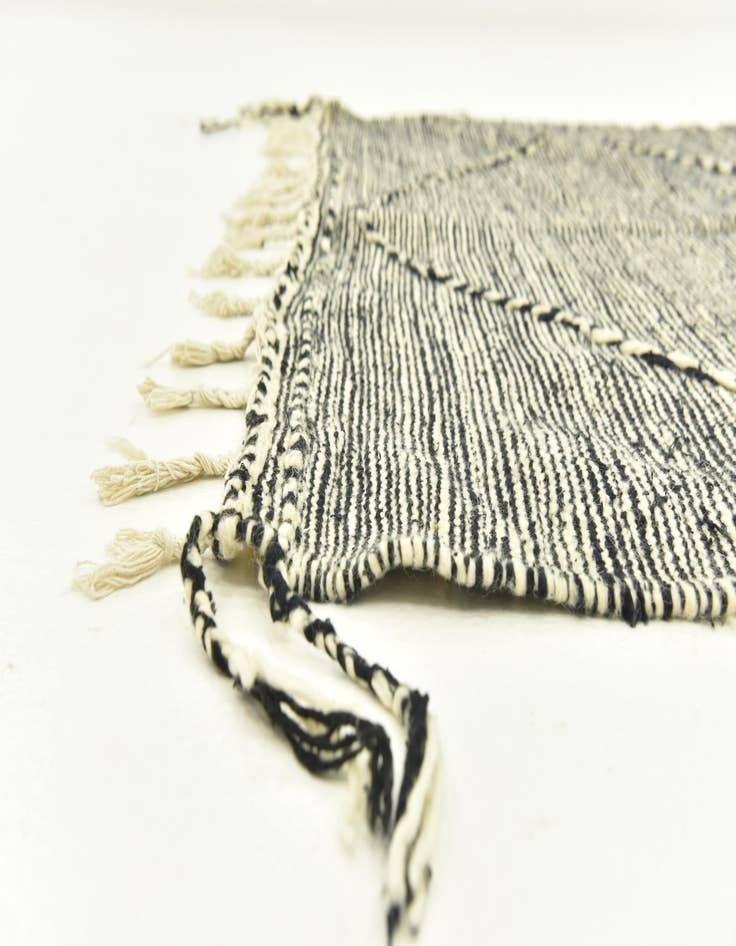 Detail image of 4' 11 x 8' 4  Hand Knotted Moroccan Wool Rug