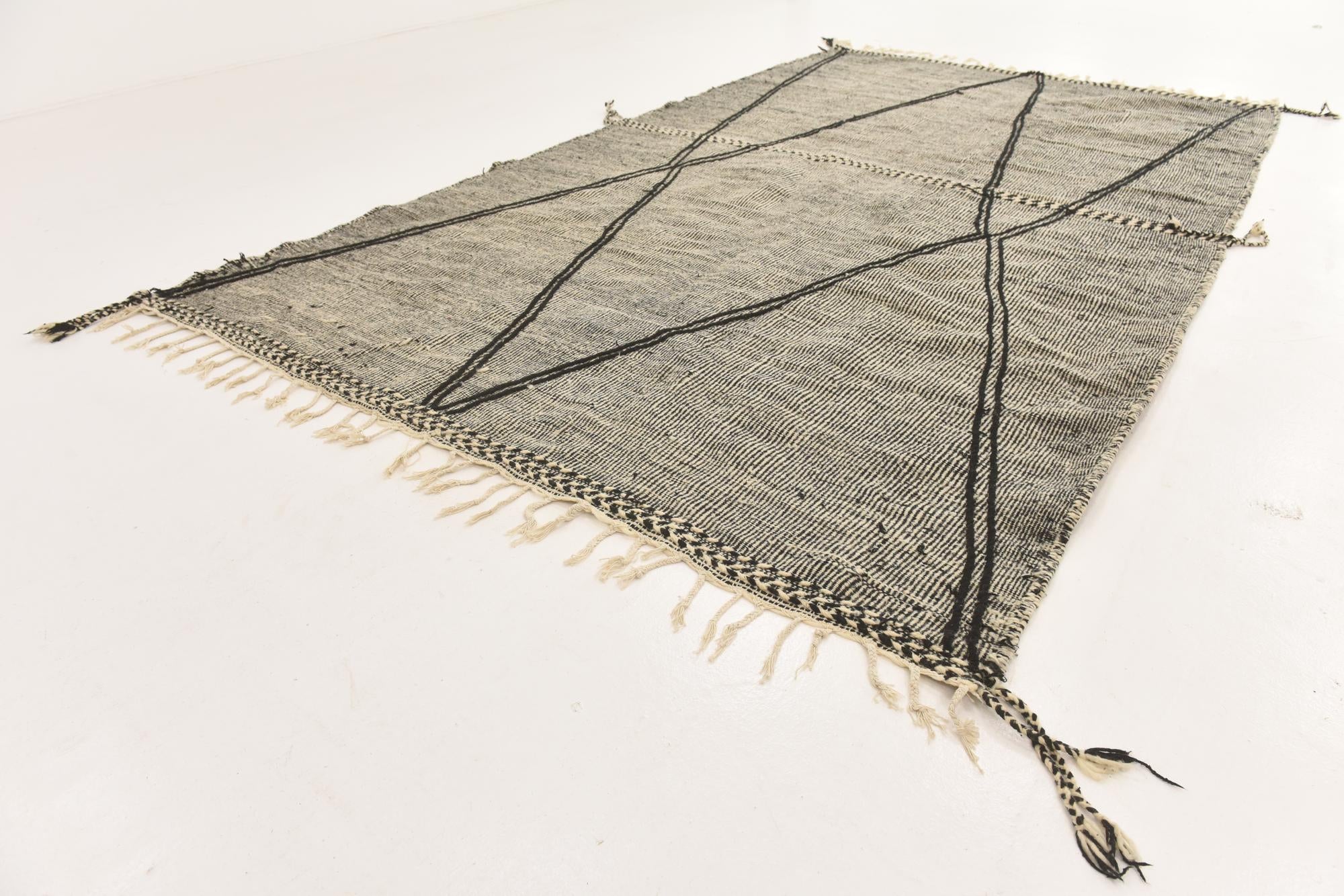7' 7 x 13' 3 Hand Knotted Moroccan Wool Rug