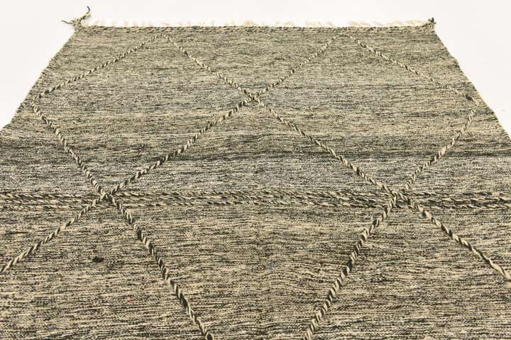 6' 8 x 10' Hand Knotted Moroccan Wool Rug