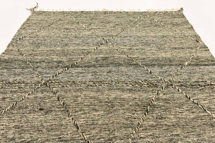 Detail image of 6' 8 x 10' Hand Knotted Moroccan Wool Rug