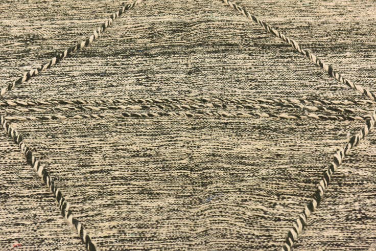 Detail image of 6' 8 x 10' Hand Knotted Moroccan Wool Rug