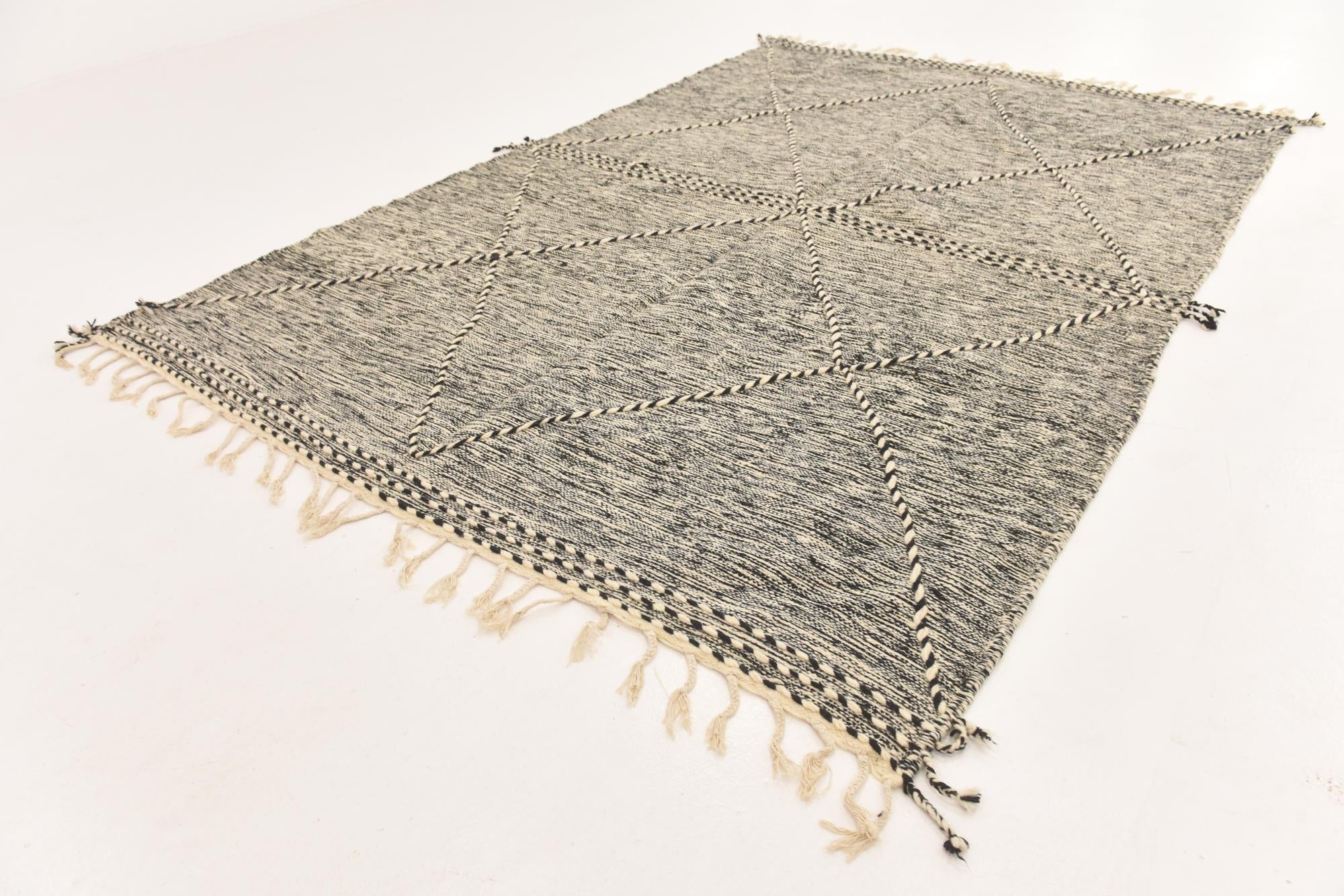 6' 7 x 9' 10 Hand Knotted Moroccan Wool Rug