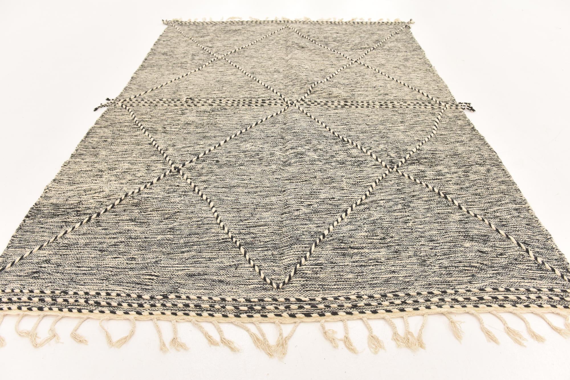 6' 7 x 9' 10 Hand Knotted Moroccan Wool Rug
