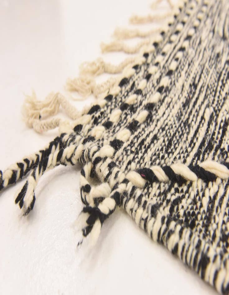 Detail image of 6' 7 x 9' 10  Hand Knotted Moroccan Wool Rug