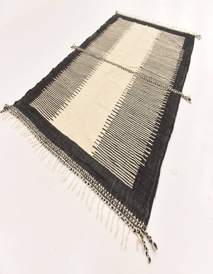 Detail image of 7' 5 x 11' Hand Knotted Moroccan Wool Rug