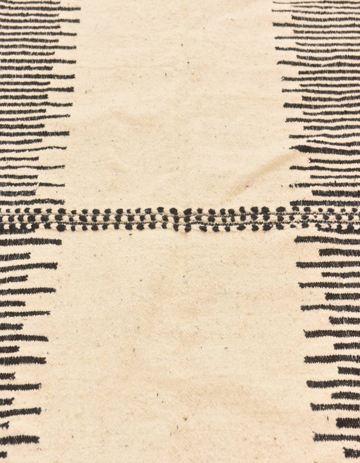 Detail image of 7' 5 x 11' Hand Knotted Moroccan Wool Rug