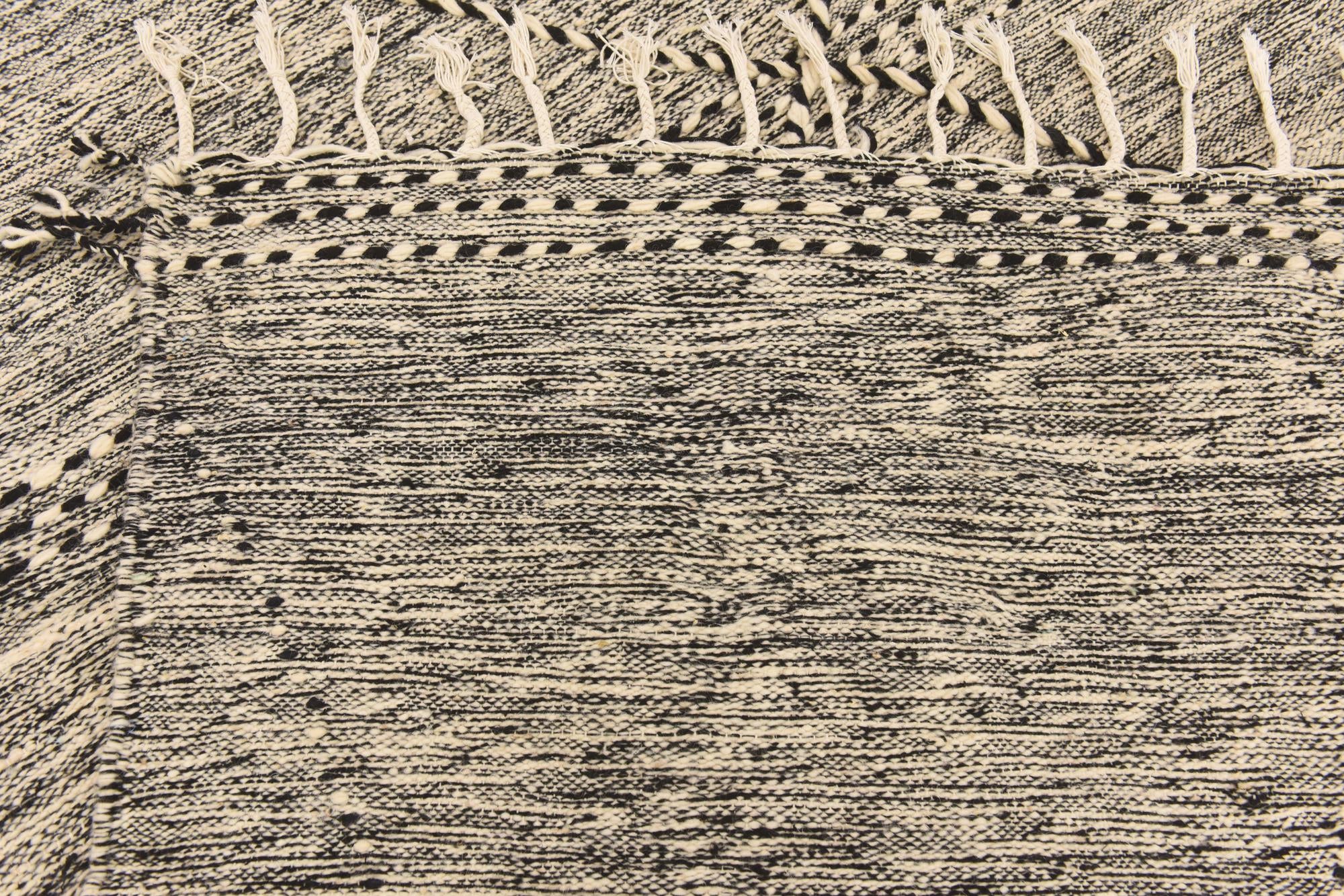 6' 8 x 10' Hand Knotted Moroccan Wool Rug