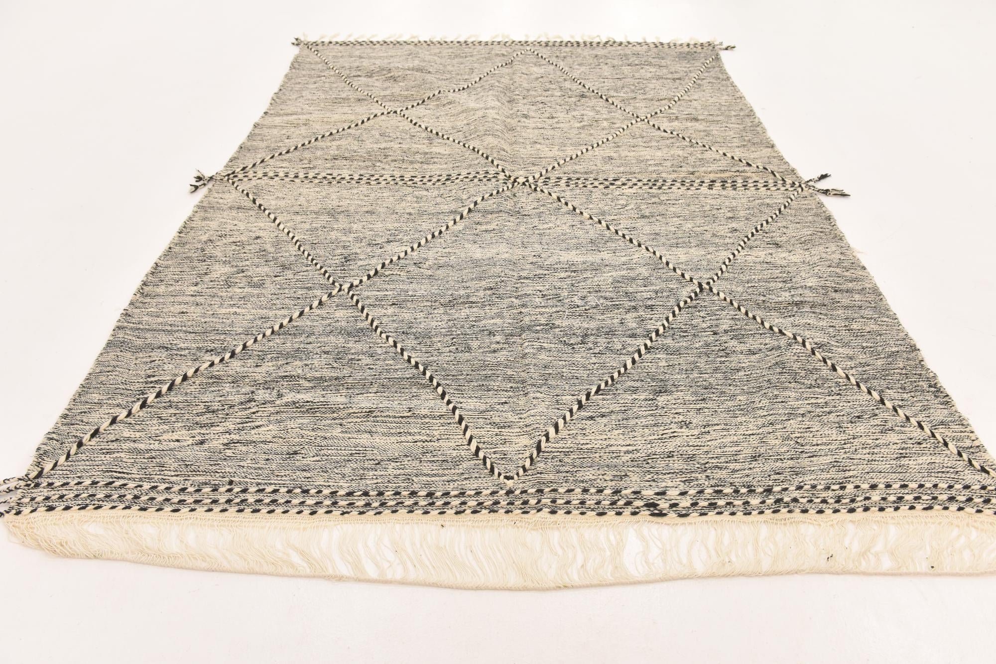 6' 8 x 10' Hand Knotted Moroccan Wool Rug
