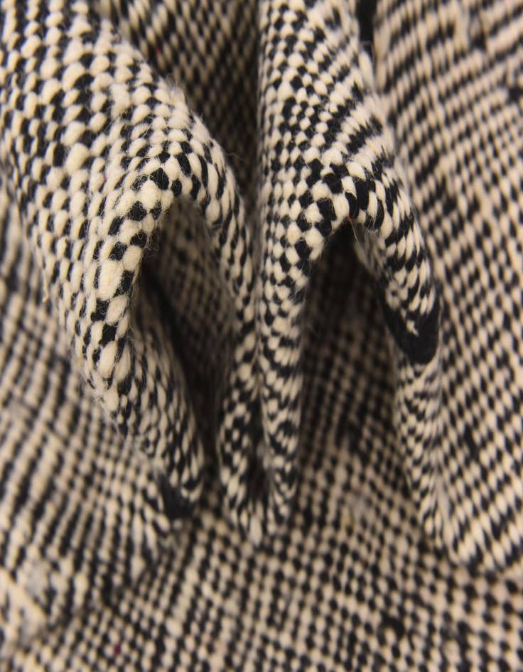 Detail image of 6' x 10'  Hand Knotted Moroccan Wool Rug