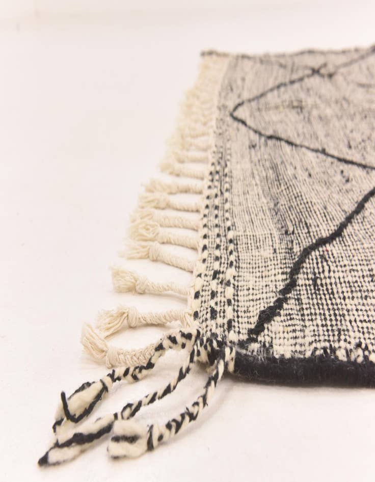 Detail image of 6' x 10'  Hand Knotted Moroccan Wool Rug