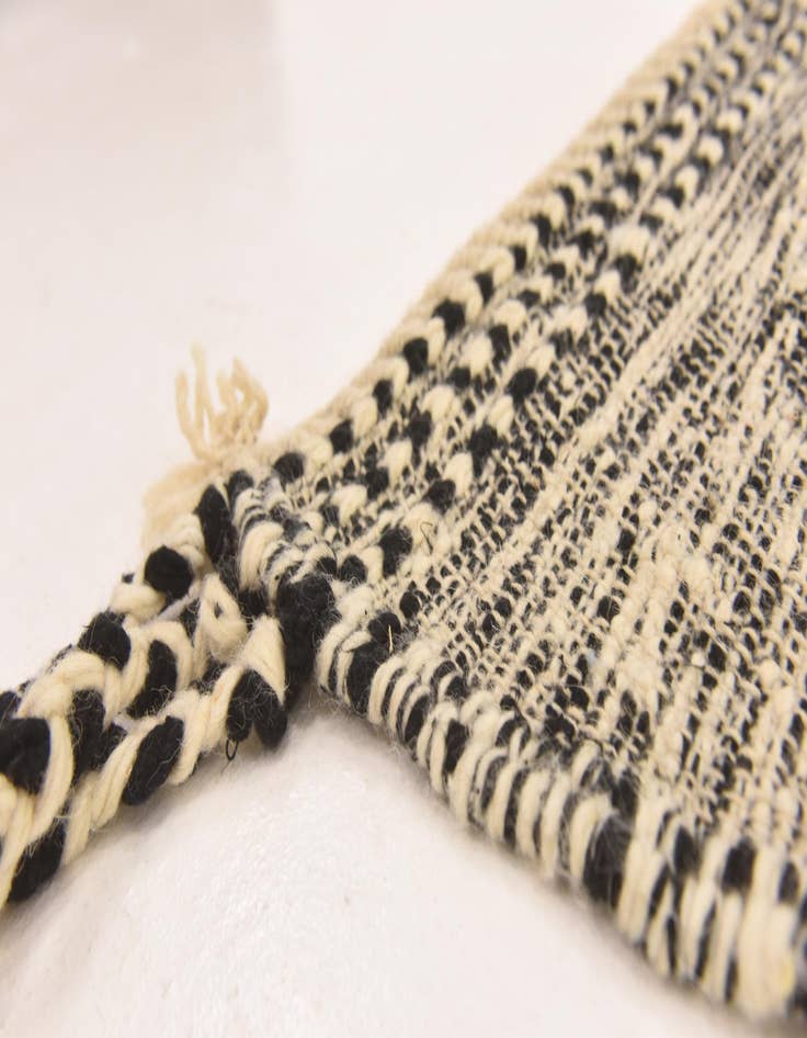 Detail image of 6' 8 x 9' 5  Hand Knotted Moroccan Wool Rug