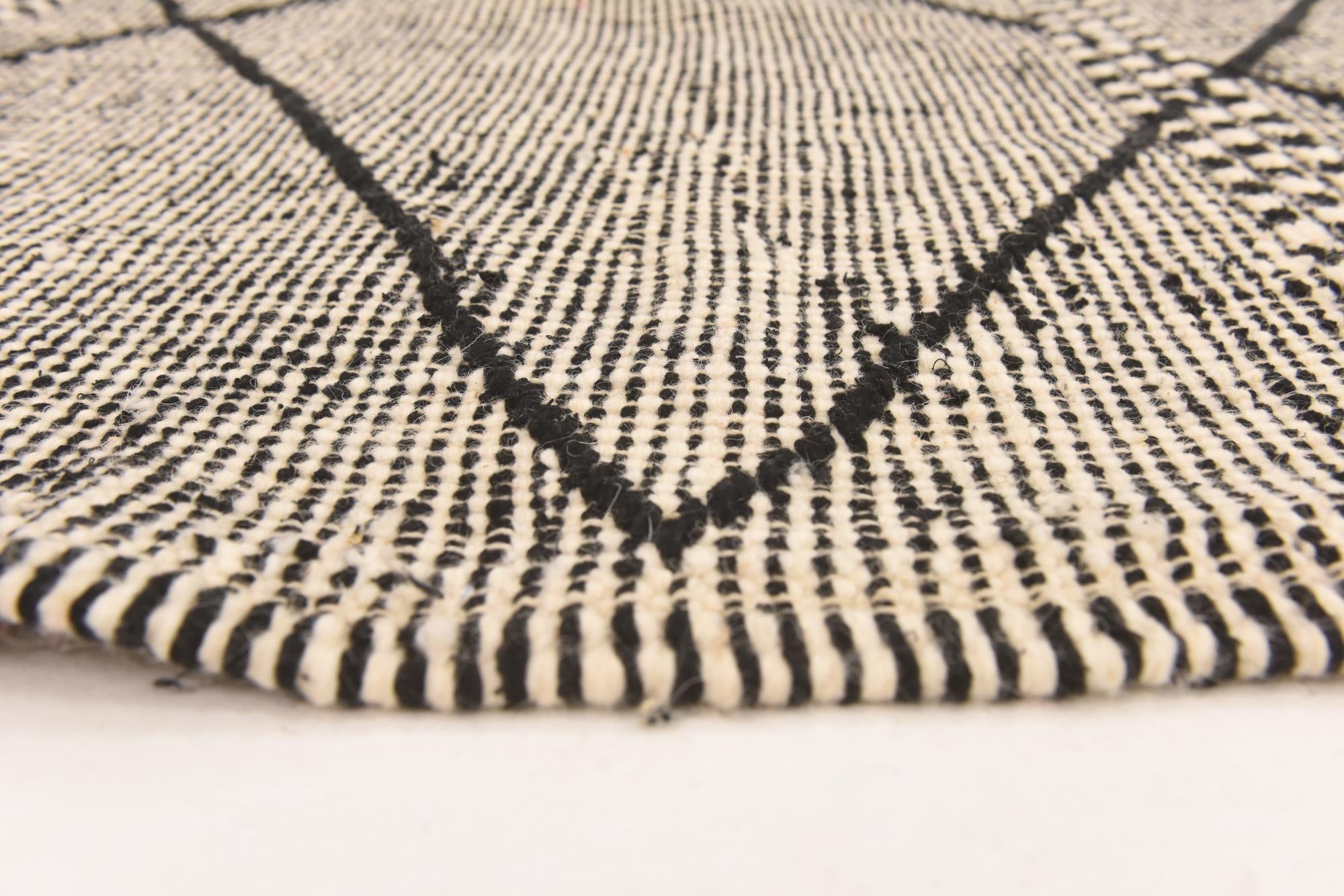 6' 3 x 9' 7 Hand Knotted Moroccan Wool Rug
