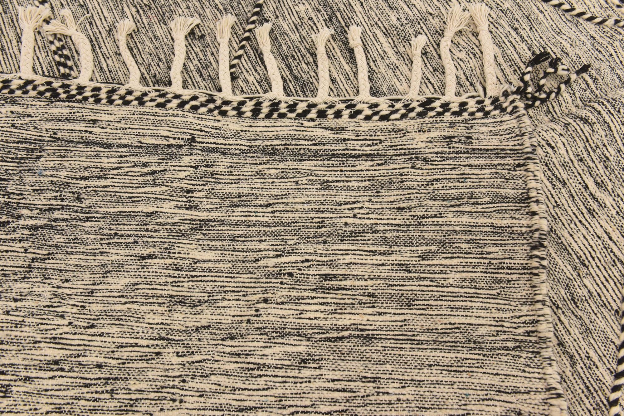 6' 6 x 9' 10 Hand Knotted Moroccan Wool Rug