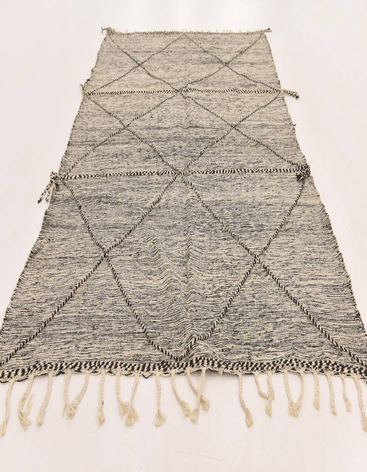 Detail image of 6' 6 x 9' 10  Hand Knotted Moroccan Wool Rug