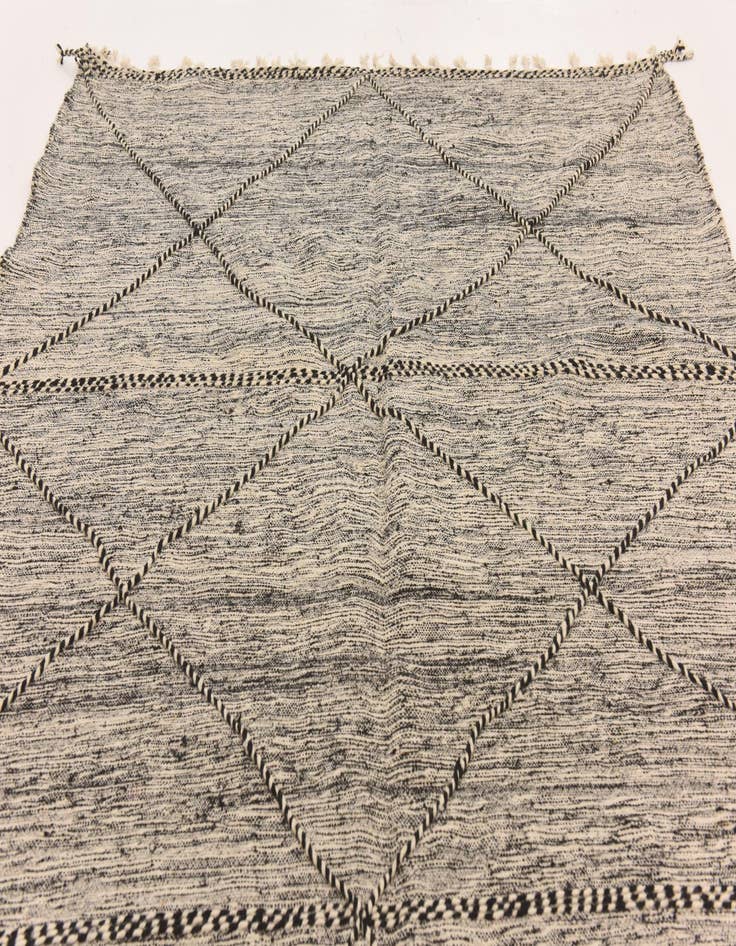 Detail image of 6' 6 x 9' 10  Hand Knotted Moroccan Wool Rug