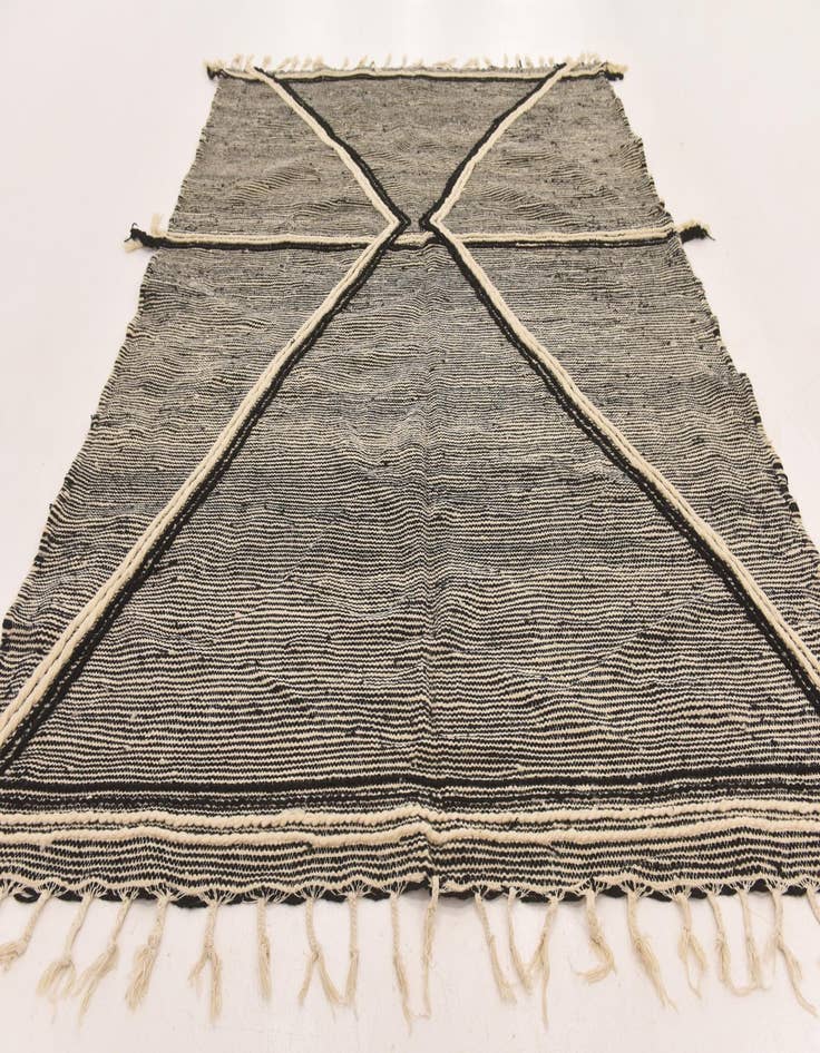 Detail image of 6' 5 x 8' 8 Hand Knotted Moroccan Wool Rug