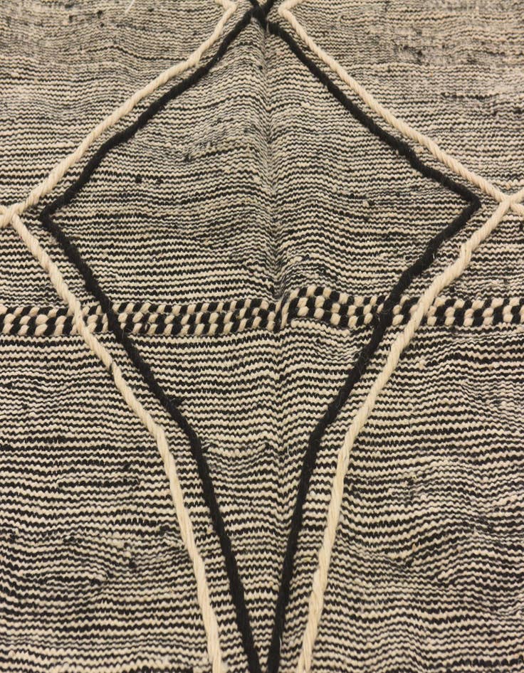Detail image of 6' 5 x 9' 5  Hand Knotted Moroccan Wool Rug