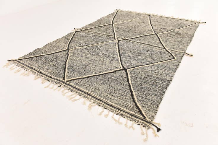 Detail image of 6' 9 x 9' 10 Hand Knotted Moroccan Wool Rug