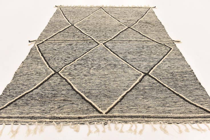 Detail image of 6' 9 x 9' 10 Hand Knotted Moroccan Wool Rug