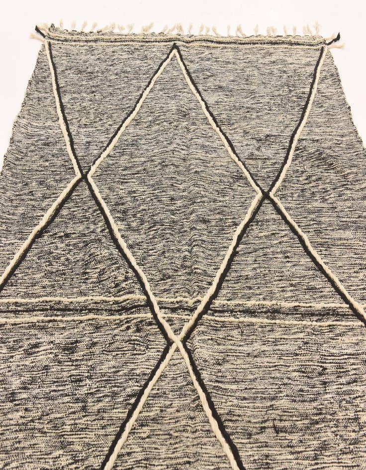 Detail image of 6' 9 x 9' 10 Hand Knotted Moroccan Wool Rug