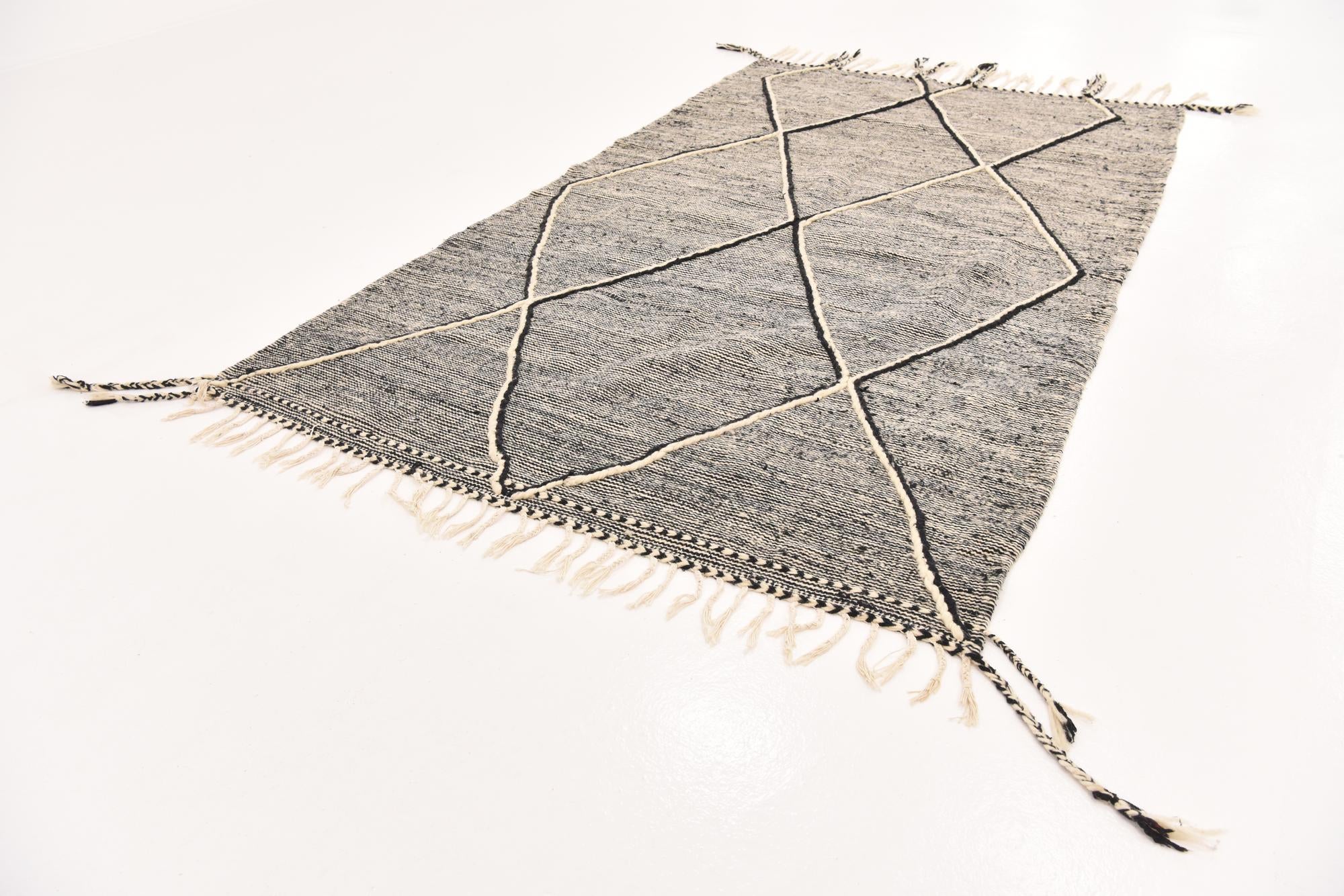 5' 2 x 8' 10 Hand Knotted Moroccan Wool Rug