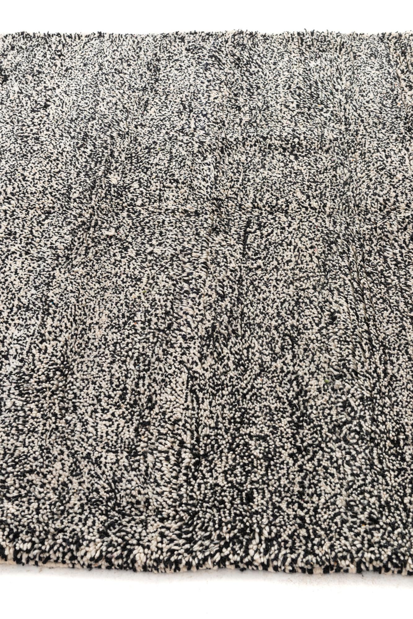6' 8 x 8' 8 Hand Knotted Moroccan Wool Rug