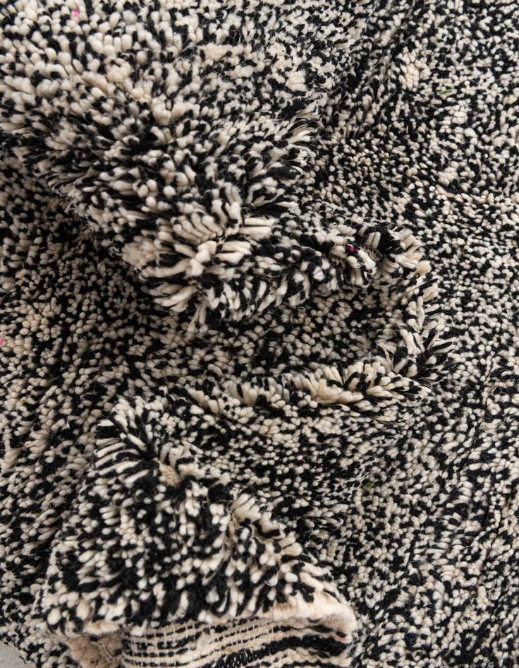 Detail image of 6' 8 x 8' 8  Hand Knotted Moroccan Wool Rug