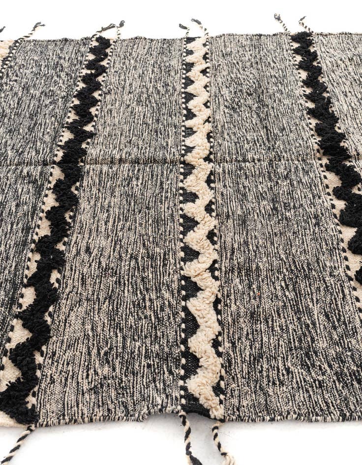 Detail image of 6' 7 x 9' 9  Hand Knotted Moroccan Wool Rug