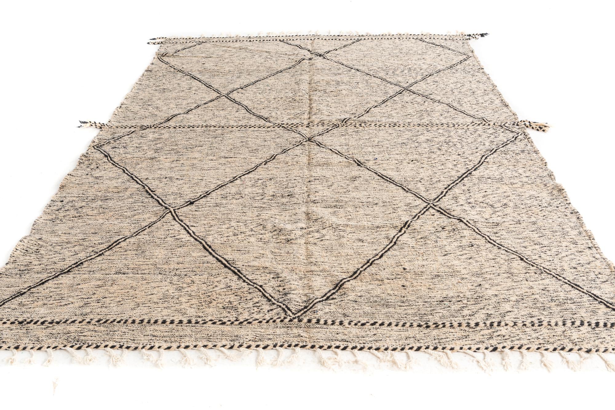 7' 2 x 9' 10 Hand Knotted Moroccan Wool Rug