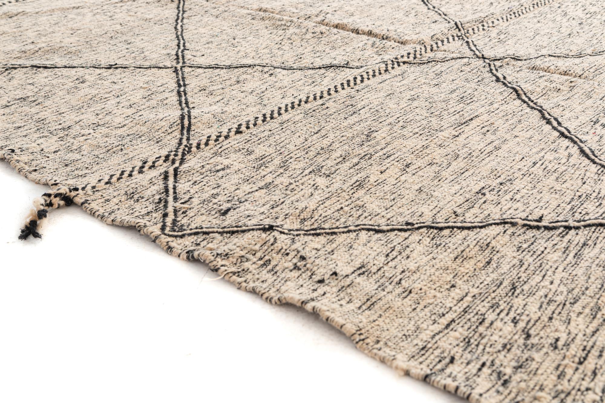 7' 2 x 9' 10 Hand Knotted Moroccan Wool Rug