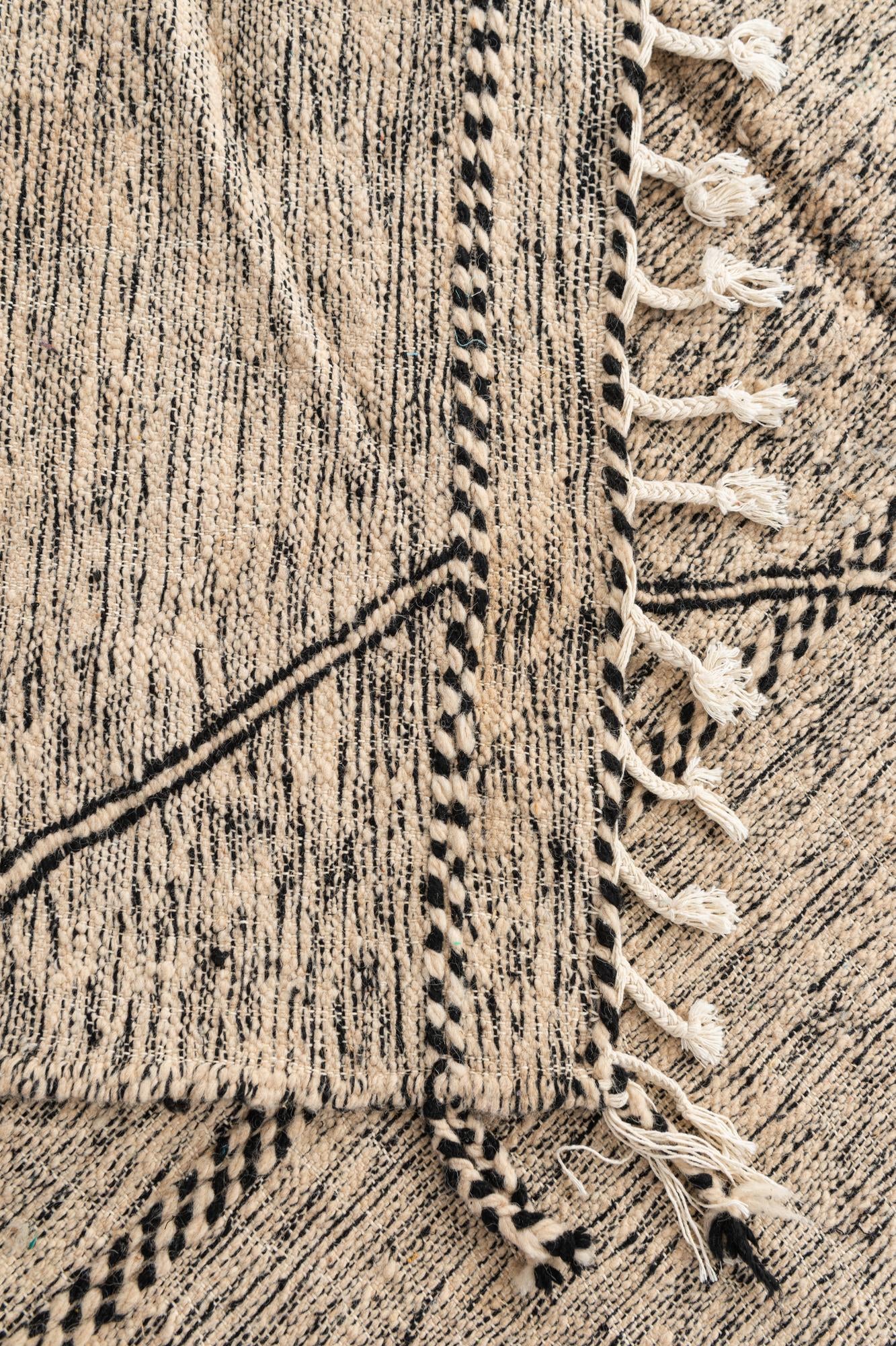 7' 2 x 9' 10 Hand Knotted Moroccan Wool Rug