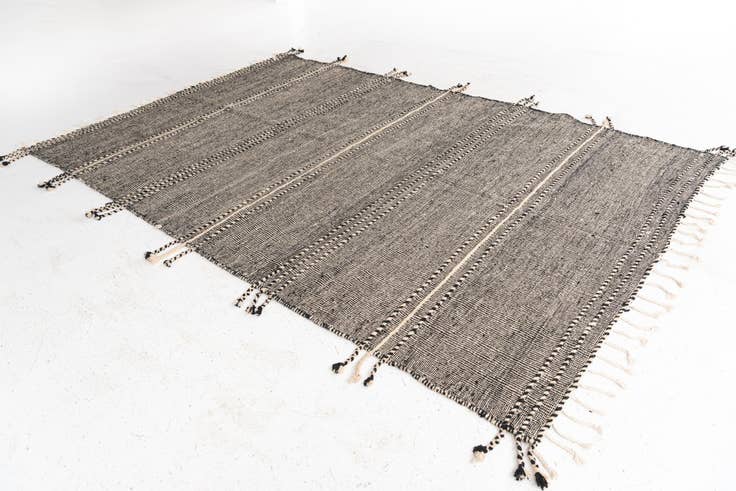 Detail image of 6' 9 x 10' 4 Hand Knotted Moroccan Wool Rug