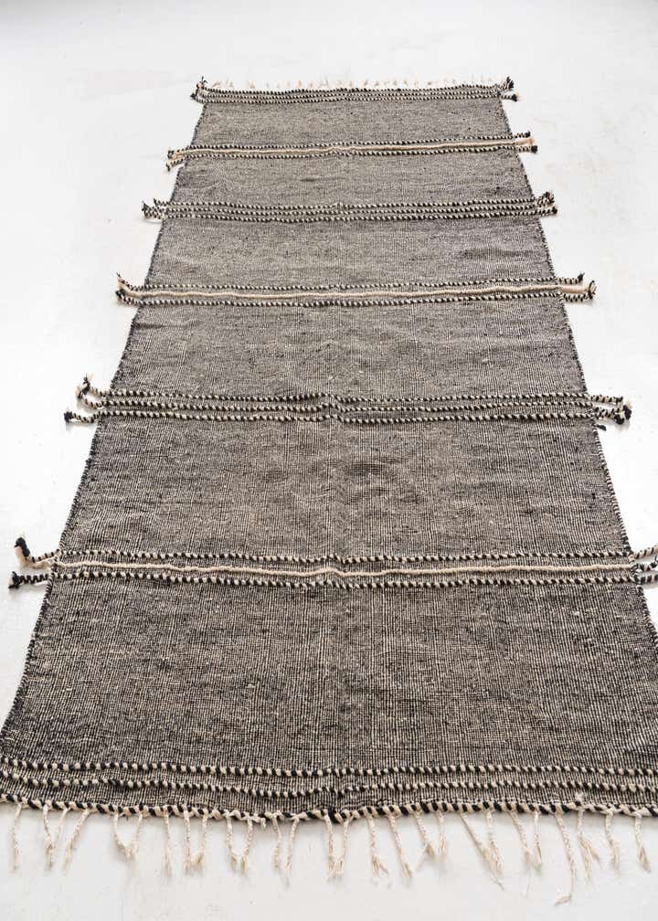 6' 9 x 10' 4 Hand Knotted Moroccan Wool Rug